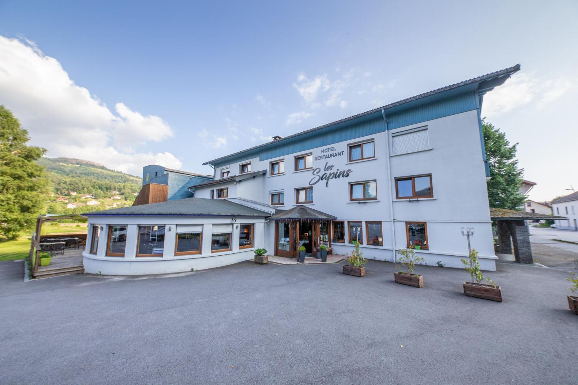 Logis Hotel Les Sapins Le Ménil Dış mekan fotoğraf
